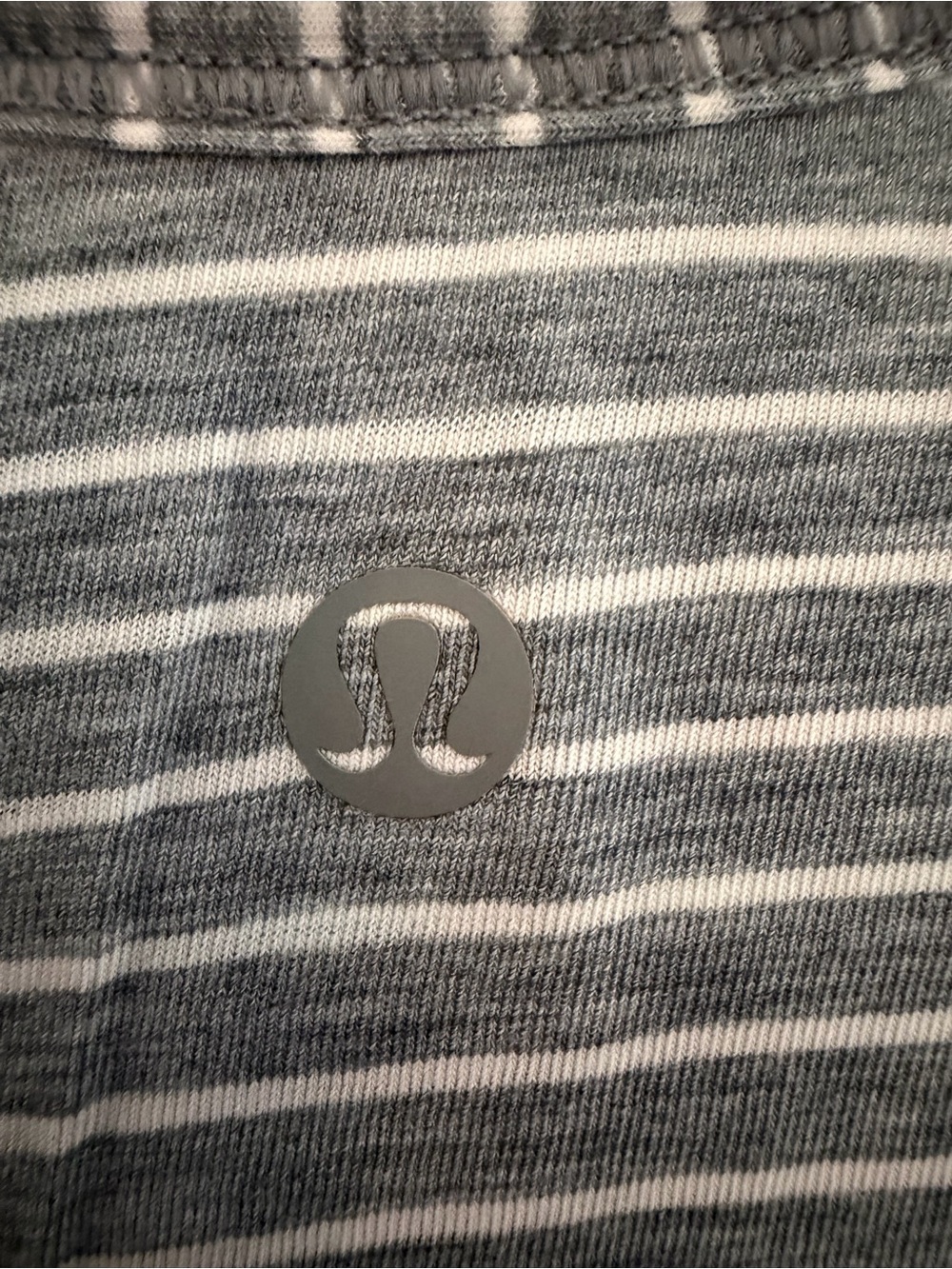 lululemon All It Takes Modern Striped Heathered Crop Top Size 8 - Picture 5 of 5